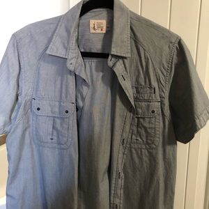 Short sleeve shirt
